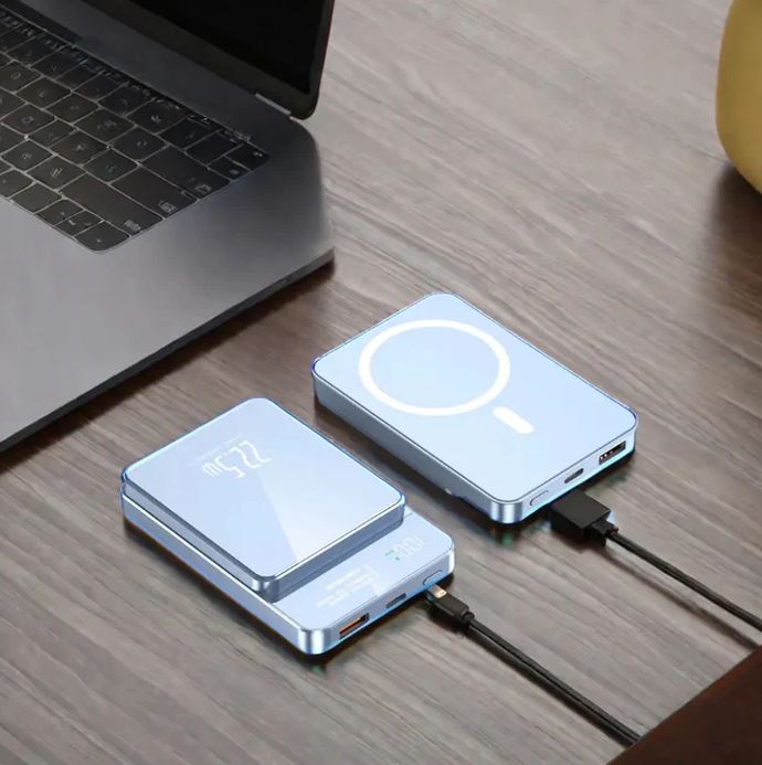 PowerMax Pro 10K:🚀 ¡Cargá 3 Dispositivos a la Vez con Potencia Turbo de 10,000 mAh!